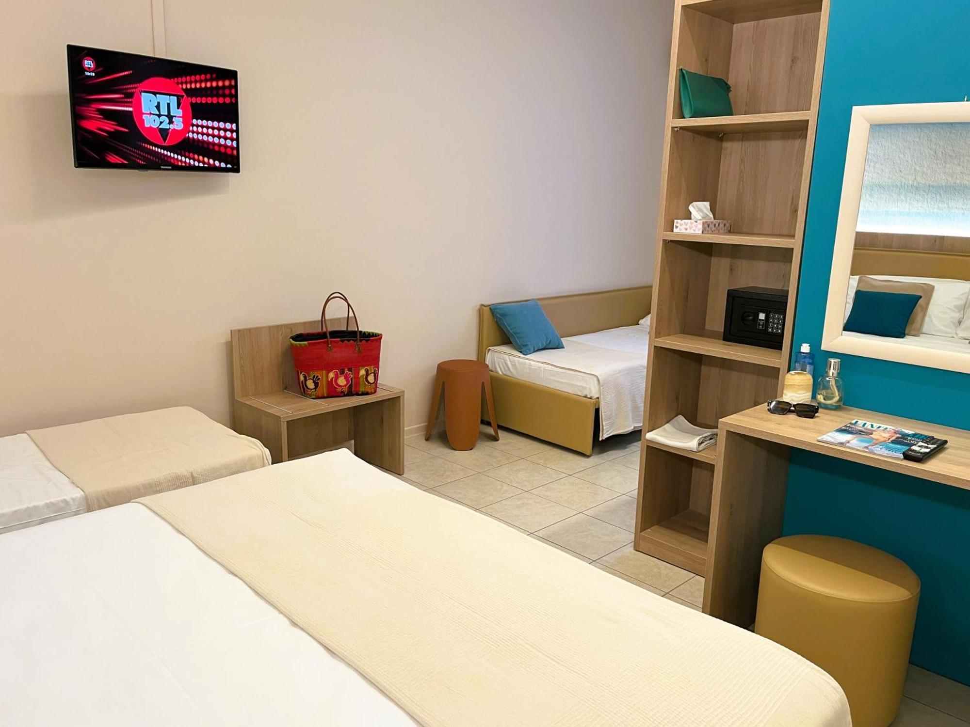Hotel Garden B&B Marotta Luaran gambar